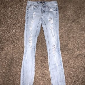 Aeropostale Low Rise Skinny Blue Jeans